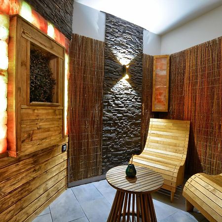 Apartament Glamour Ustrzyki Dolne Esterno foto