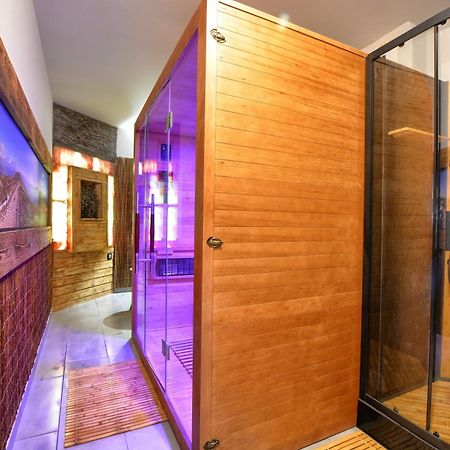 Apartament Glamour Ustrzyki Dolne Esterno foto