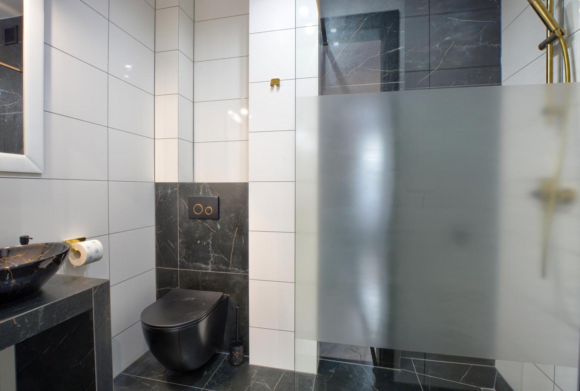 Apartament Glamour Ustrzyki Dolne Esterno foto