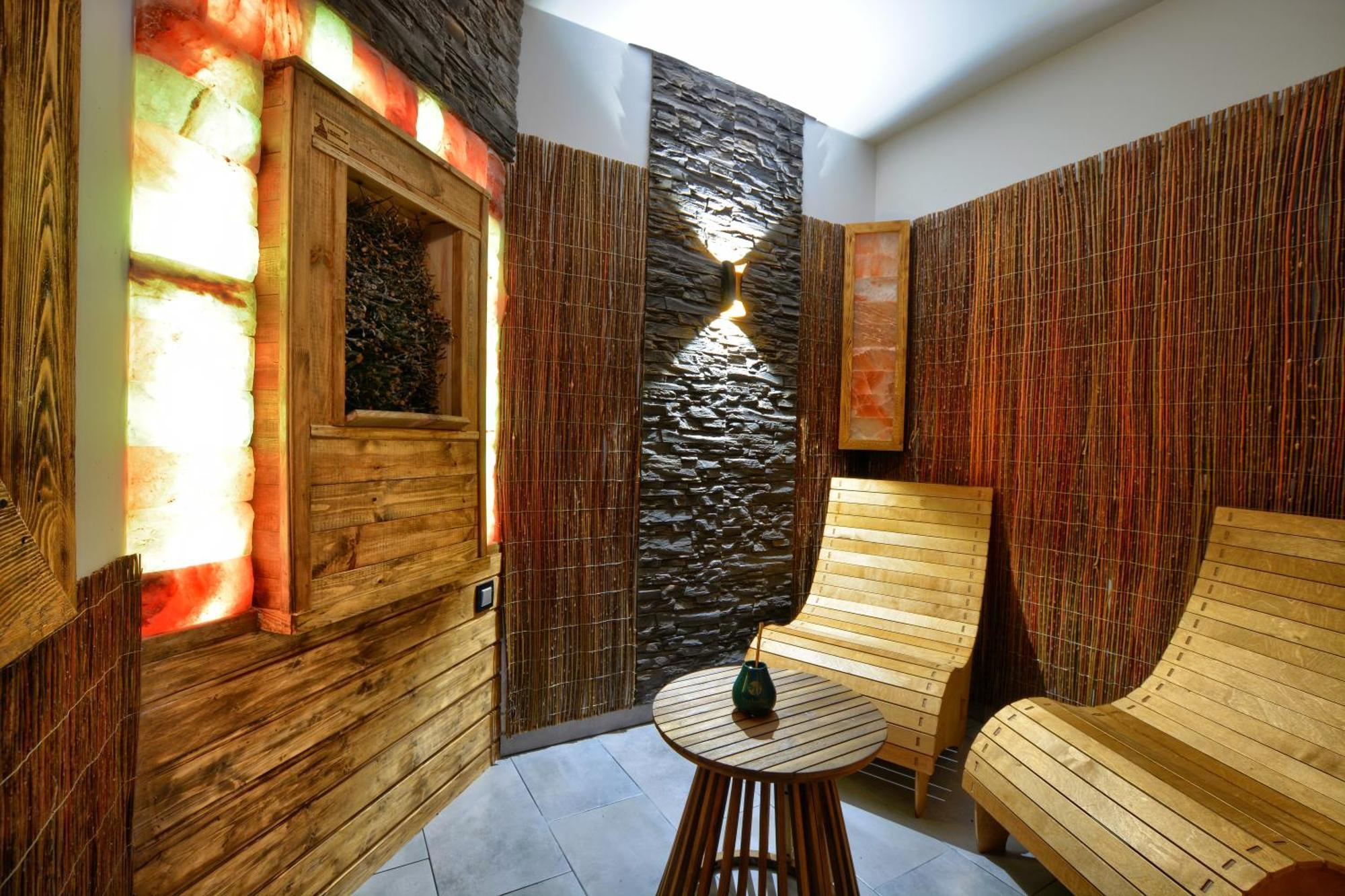 Apartament Glamour Ustrzyki Dolne Esterno foto