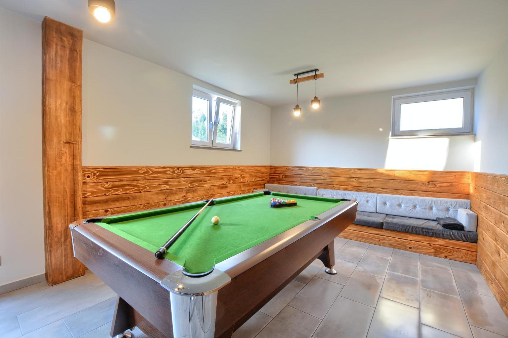 Apartament Glamour Ustrzyki Dolne Esterno foto
